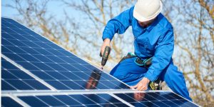 Installation Maintenance Panneaux Solaires Photovoltaïques à Castellare-di-Casinca